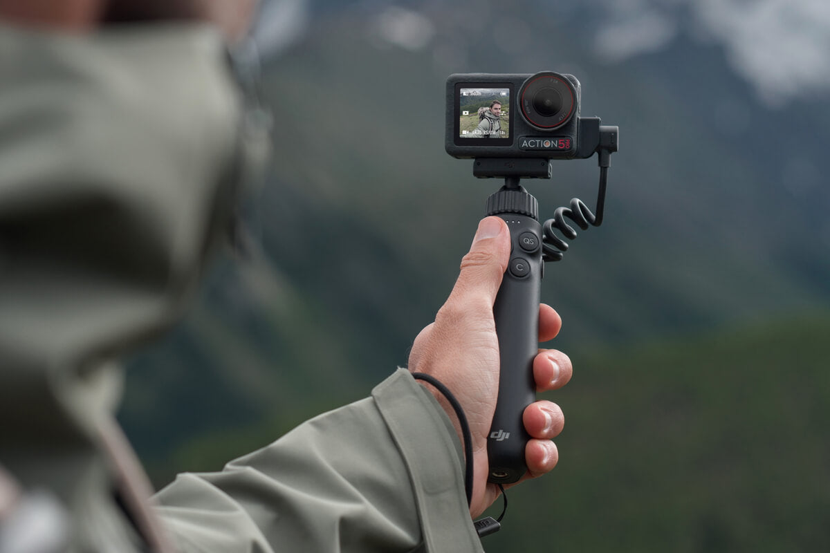 Osmo Action Multifunctional Charging Handle