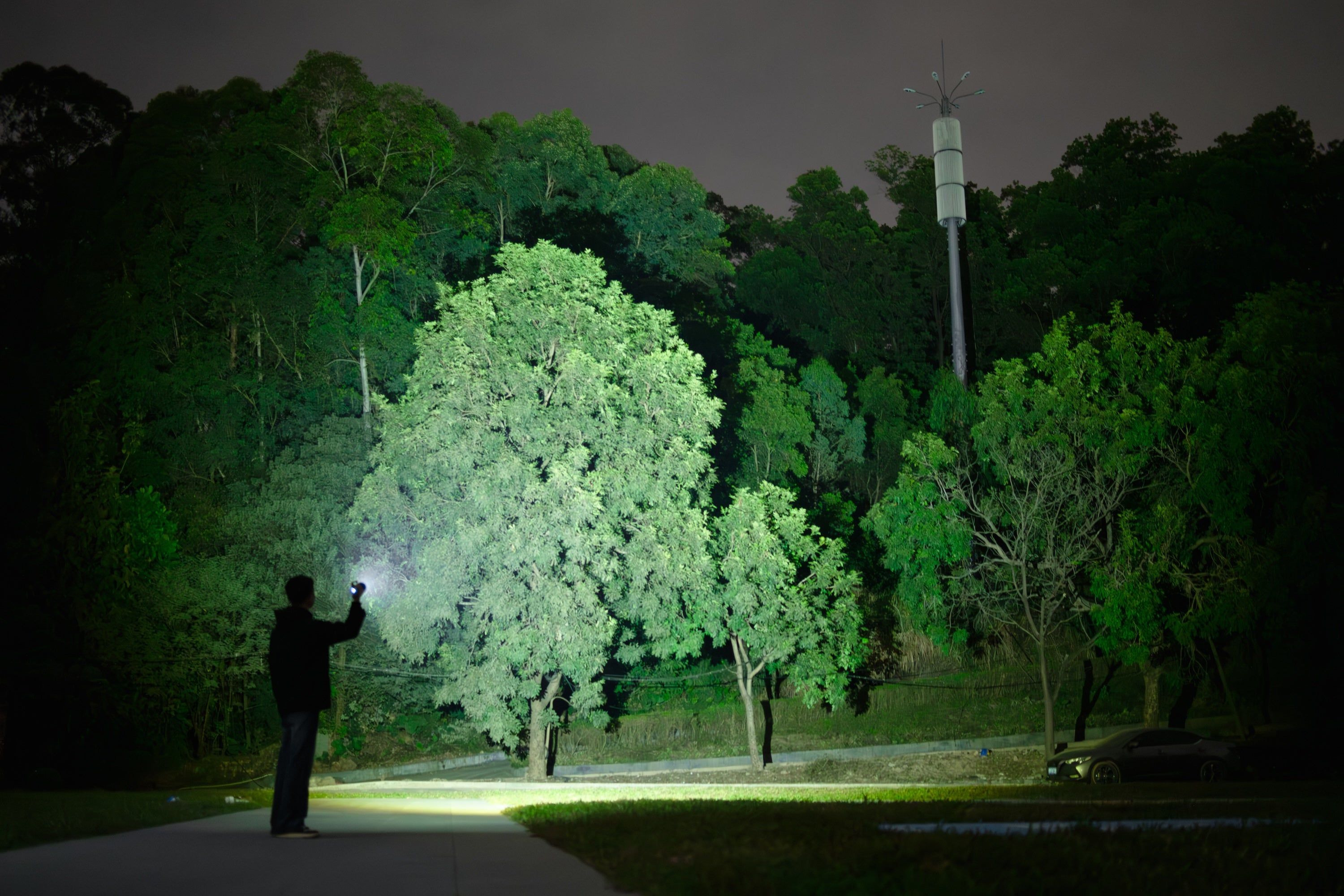 CZI MT60  Multifunctional Handheld Searchlight