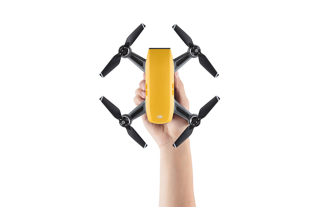 nød undskyldning repræsentant Buy DJI Spark Fly More Combo (Sunrise Yellow) | Camrise